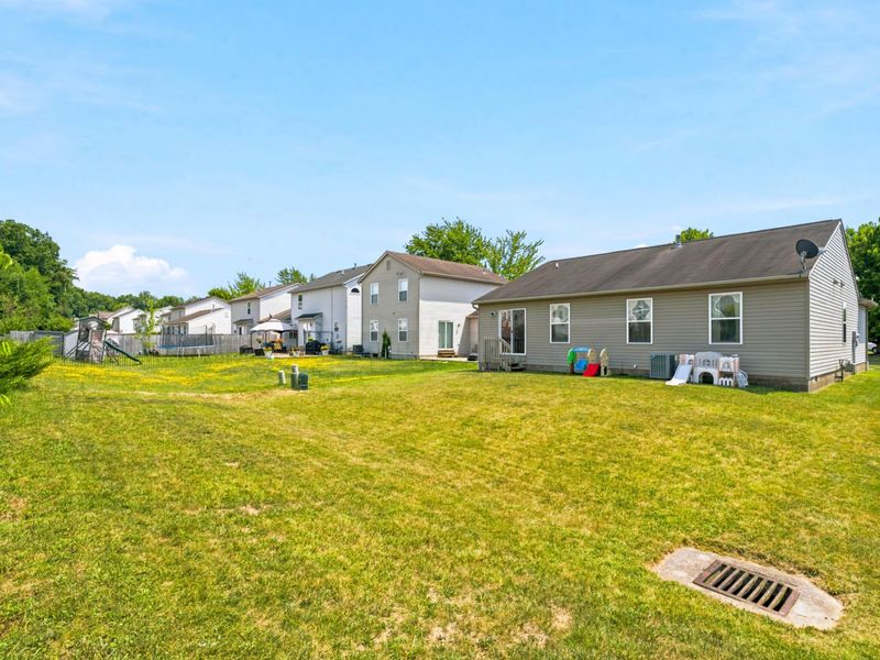 7654 Farm Hill Drive, Blacklick, OH 43004 Photo 26
