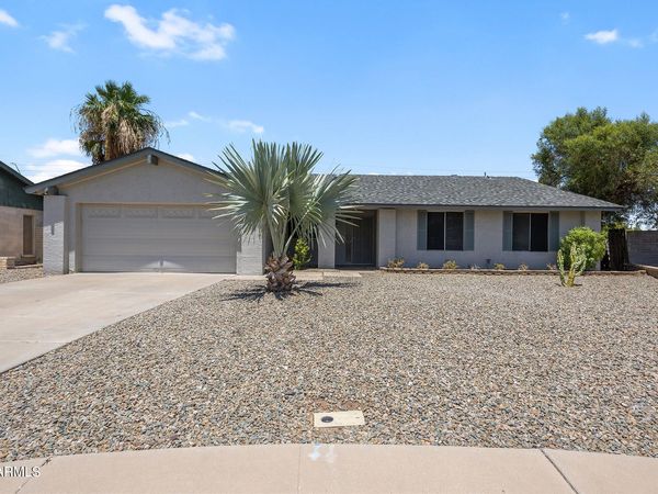 2522 W OLLA Circle, Mesa, AZ 85202