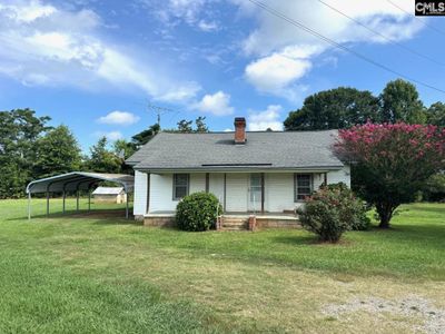 6360 Greenwood Highway , Saluda, SC 29138