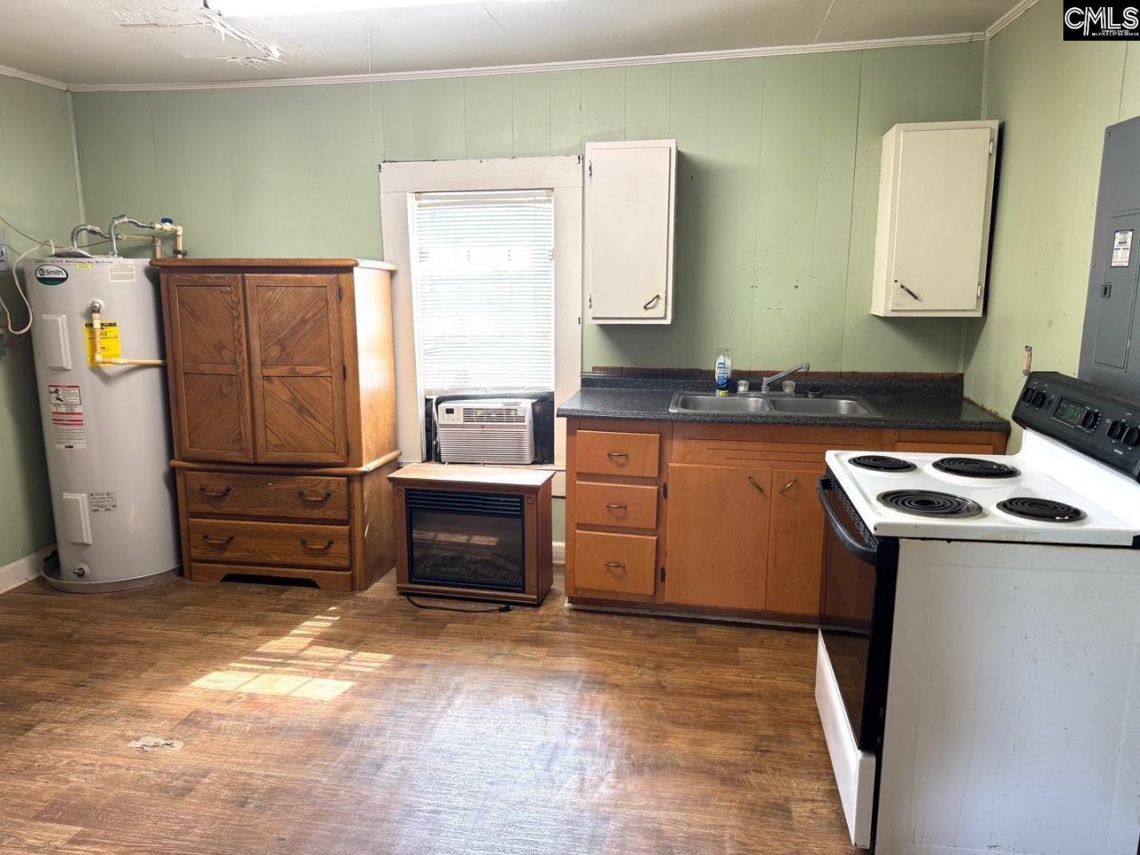 6360 Greenwood Highway  Photo 11