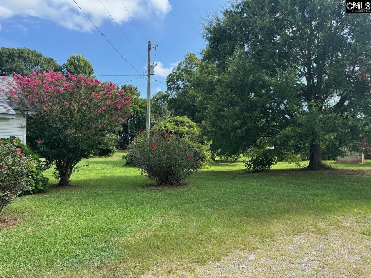 6360 Greenwood Highway  Photo 16