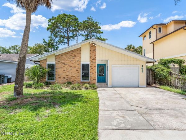 162 BELVEDERE Street, Atlantic Beach, FL 32233