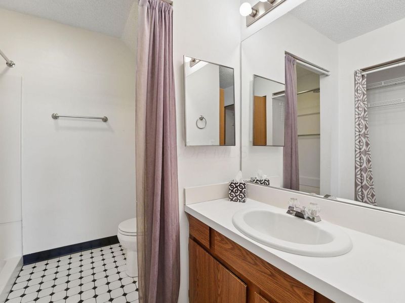 979 Kingsbury Court , Newark, OH 43055 Photo 14