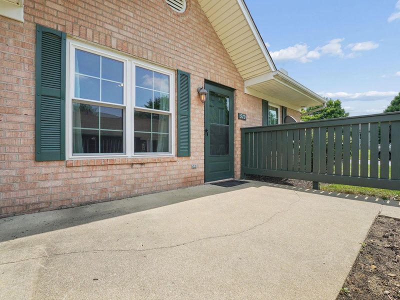 979 Kingsbury Court , Newark, OH 43055 Photo 2