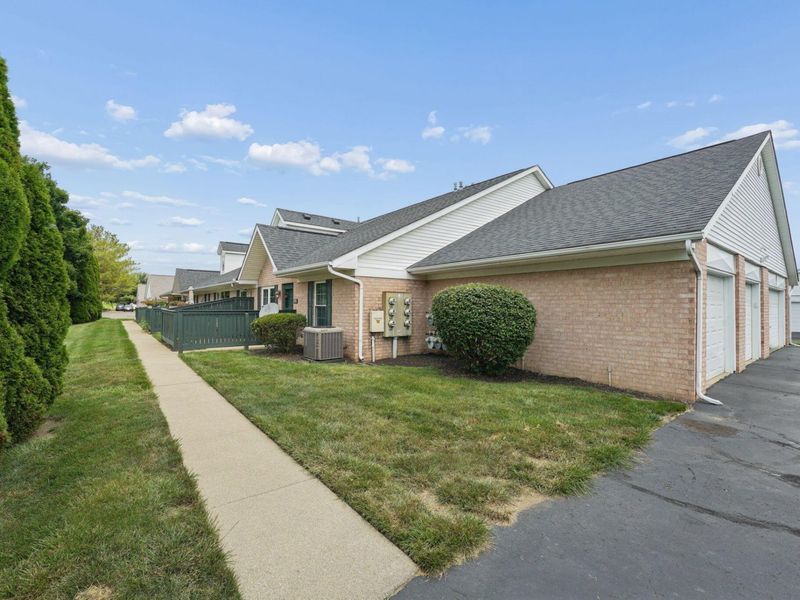 979 Kingsbury Court , Newark, OH 43055 Photo 5