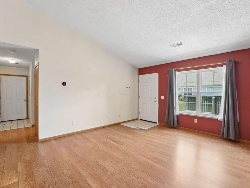 979 Kingsbury Court , Newark, OH 43055 Photo 8