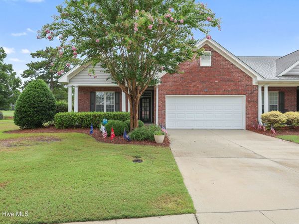 160 Bentgreen Drive, Leland, NC 28451