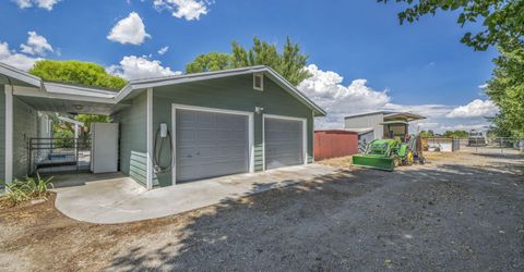 20 Baker Lane, Yerington, NV 89447 Photo