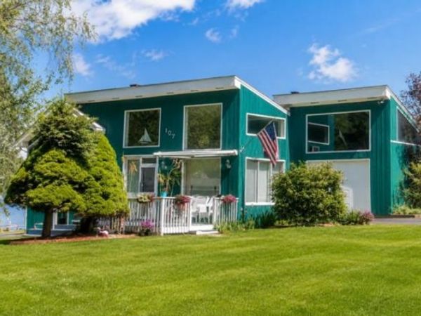 107 Shore Drive, Salem, NH 03079