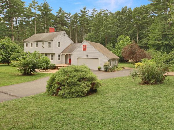 26 Ministerial Drive, Merrimack, NH 03054