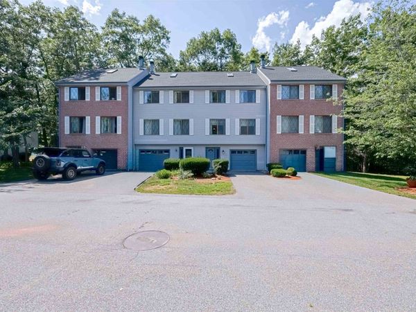 22 Vanden Road, Merrimack, NH 03054