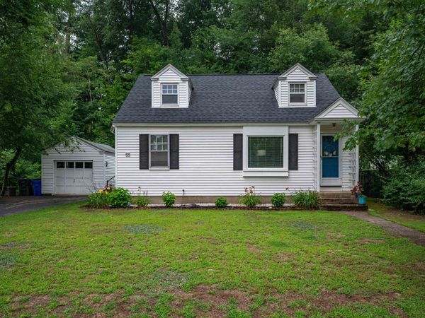 88 Newgate Circle, Manchester, NH 03102