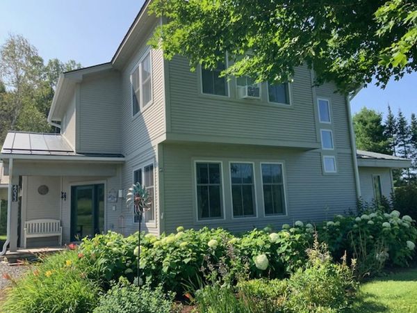4033 East Warren Road, Warren, VT 05674