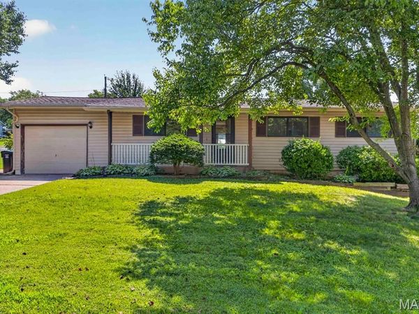 4146 Garvey Drive, Mehlville, MO 63129