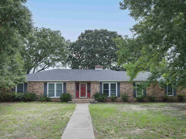 3940 Aiken Rd, Pensacola, FL 32503