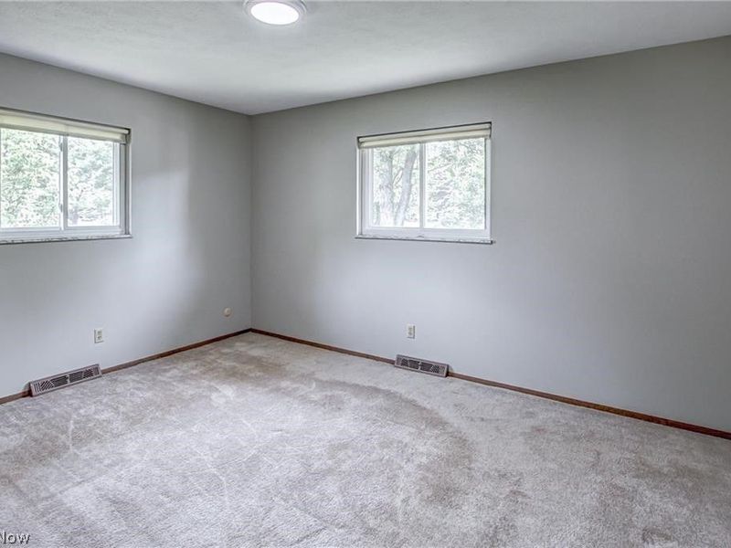 21002 Lunn Road , Strongsville, OH 44149 Photo 14