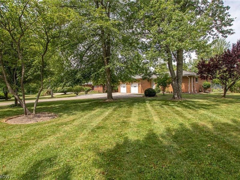 21002 Lunn Road , Strongsville, OH 44149 Photo 31