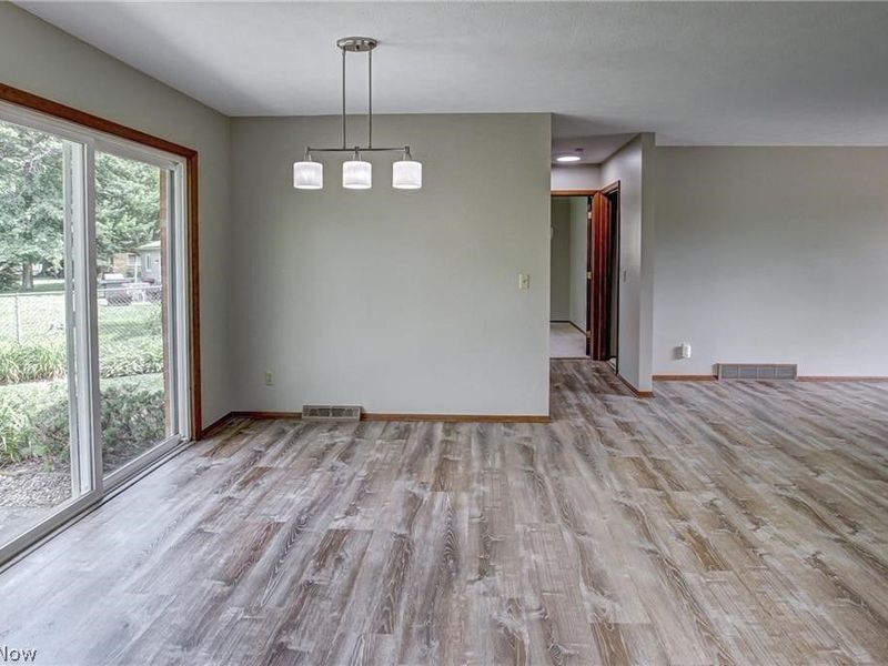 21002 Lunn Road , Strongsville, OH 44149 Photo 6