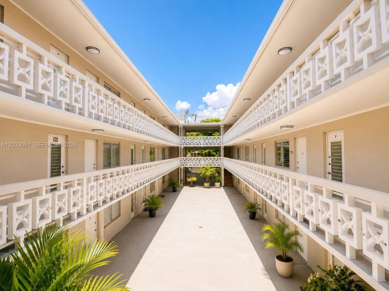 1725 James Ave , Unit 12A, Miami Beach, FL 33139 Photo