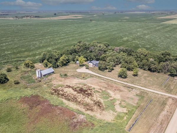 24745 445th Ave, Salem, SD 57058