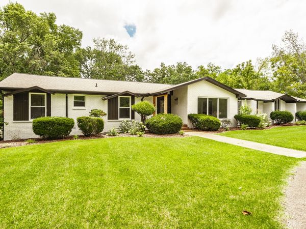 205 Bluegrass Dr, Hendersonville, TN 37075