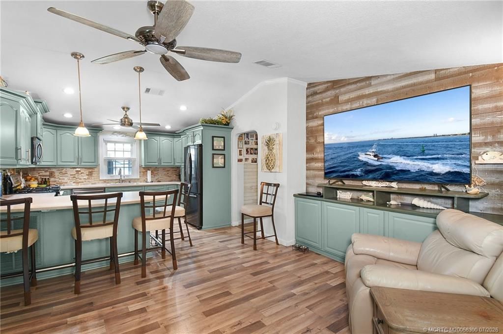 867 Nettles Boulevard , Jensen Beach, FL 34957 Photo