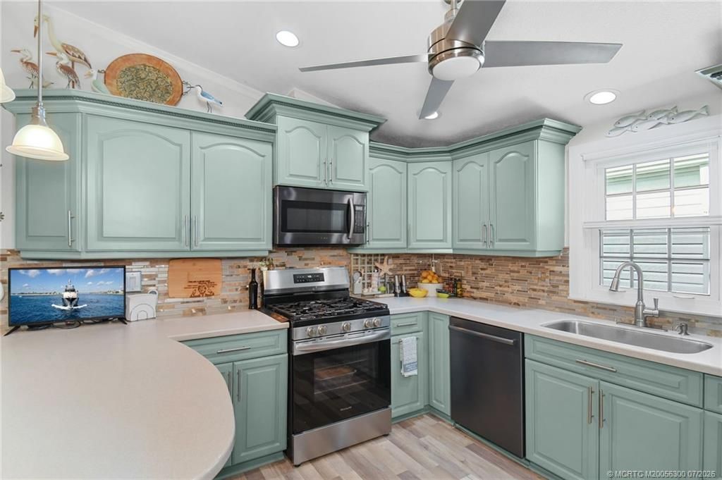 867 Nettles Boulevard , Jensen Beach, FL 34957 Photo