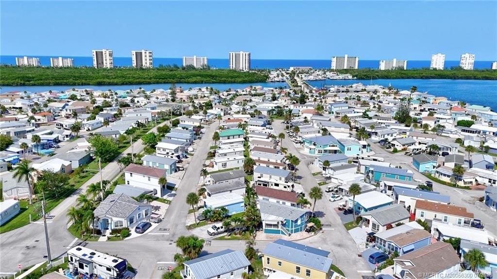 867 Nettles Boulevard , Jensen Beach, FL 34957 Photo