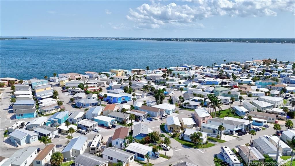 867 Nettles Boulevard , Jensen Beach, FL 34957 Photo