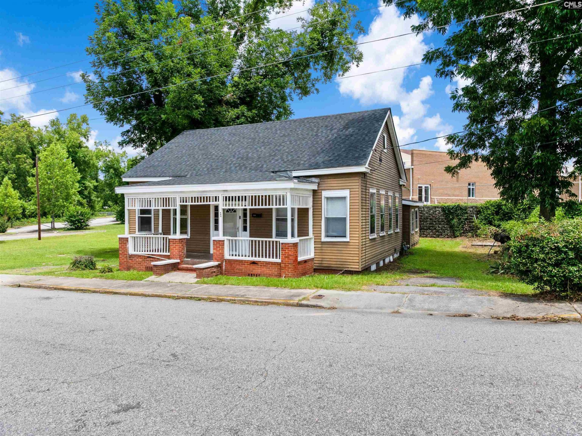 214 Dutton Street  Photo 22