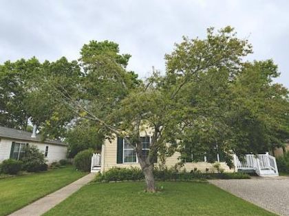 64 HICKORY LANE Mays Landing, NJ 08330