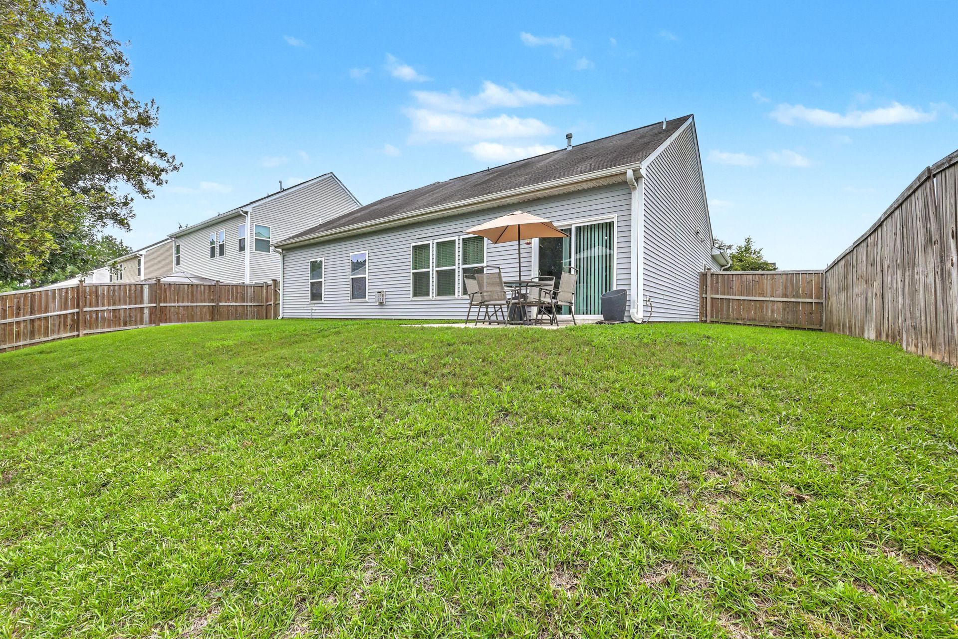 410 Gianna Lane Photo 4