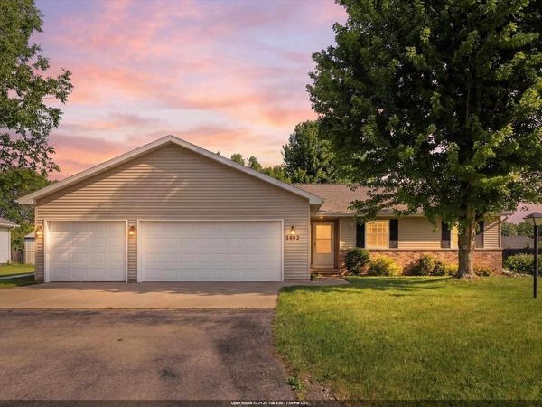 W5982 HEARTHSTONE DRIVE, Appleton, WI 54915