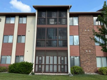2679 Albion Avenue, Unit 108, Fairmont, MN 56031