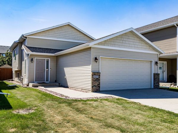 4017 9th Street S, Moorhead, MN 56560