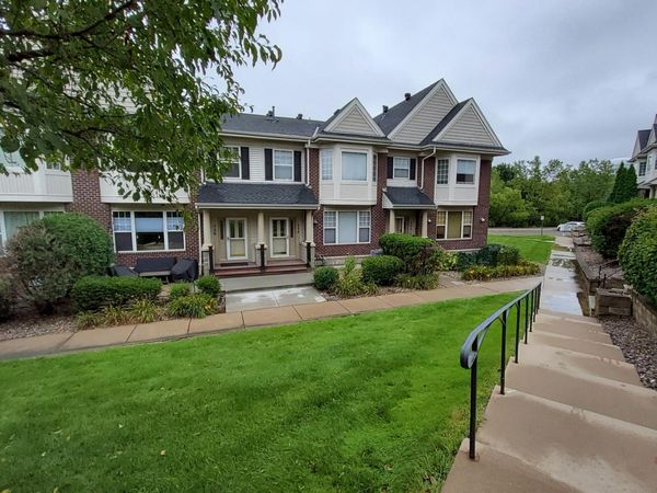 754 Wisconsin Avenue N, Golden Valley, MN 55427