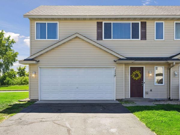 1348 Willow Trail, Farmington, MN 55024