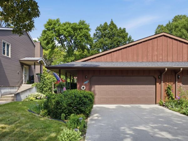 1451 23rd Street S, Fargo, ND 58103