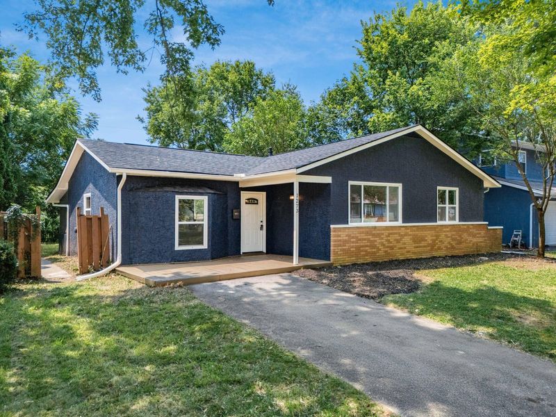 1273 Oakfield Drive N, Columbus, OH 43229 Photo 2