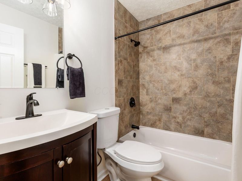 1273 Oakfield Drive N, Columbus, OH 43229 Photo 30
