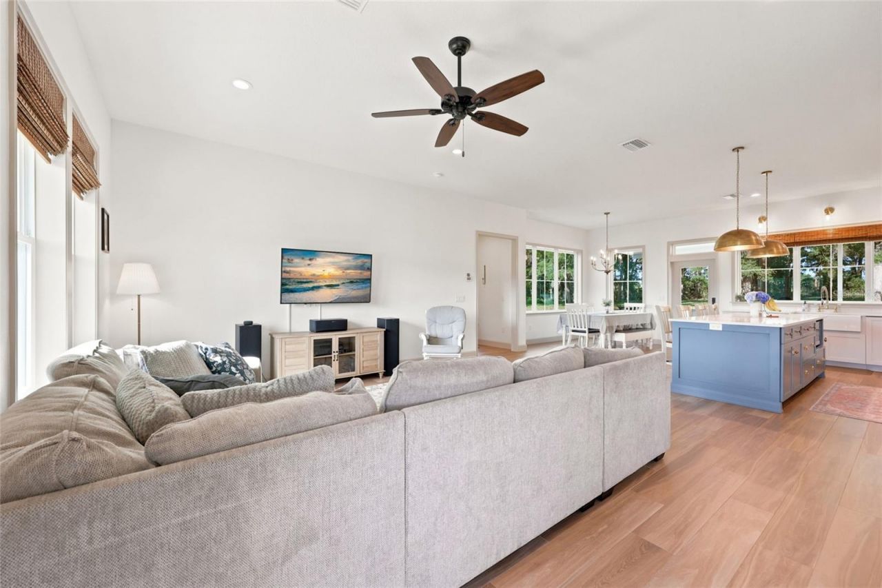 3705 NW 31st Avenue , Bell, FL 32619 Photo
