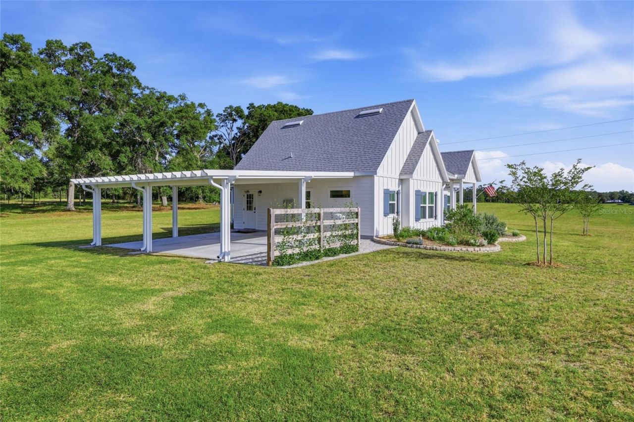 3705 NW 31st Avenue , Bell, FL 32619 Photo