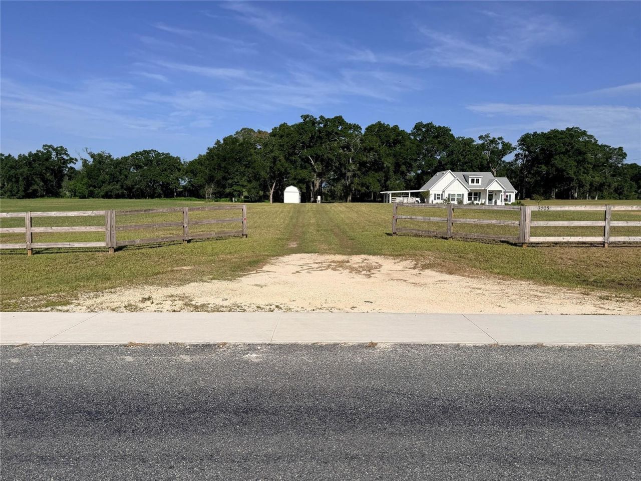 3705 NW 31st Avenue , Bell, FL 32619 Photo