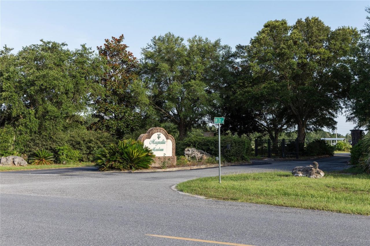 3705 NW 31st Avenue , Bell, FL 32619 Photo