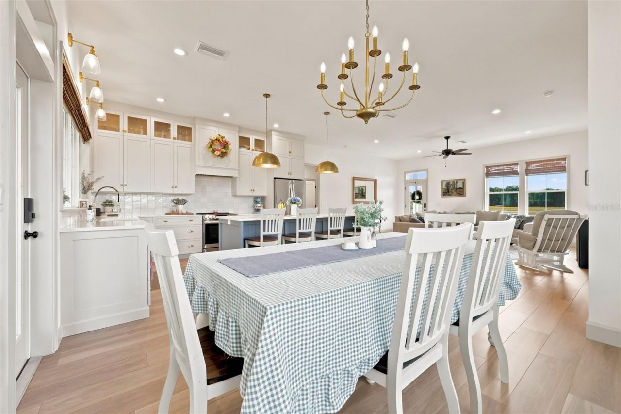 3705 NW 31st Avenue , Bell, FL 32619 Photo