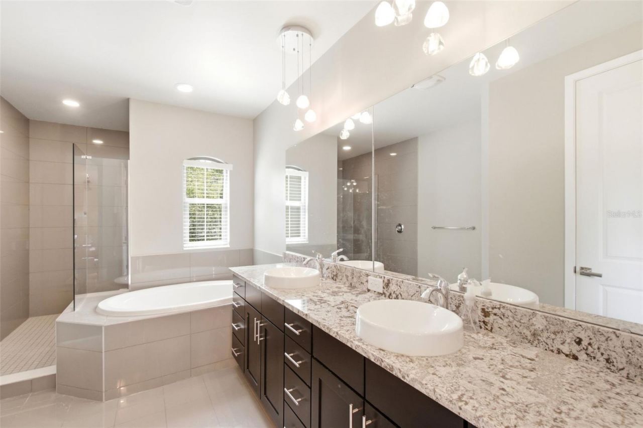 7689 Toscana Boulevard , Orlando, FL 32819 Photo