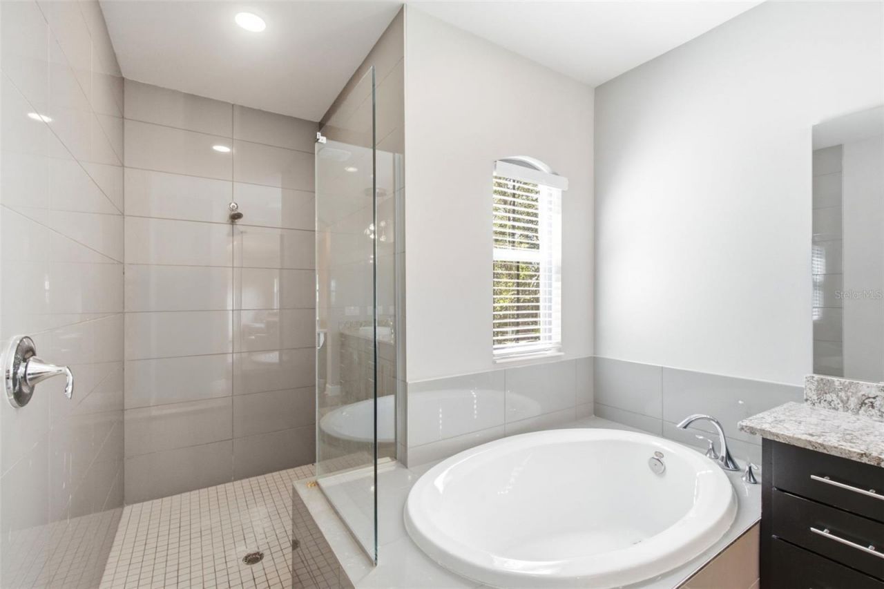 7689 Toscana Boulevard , Orlando, FL 32819 Photo