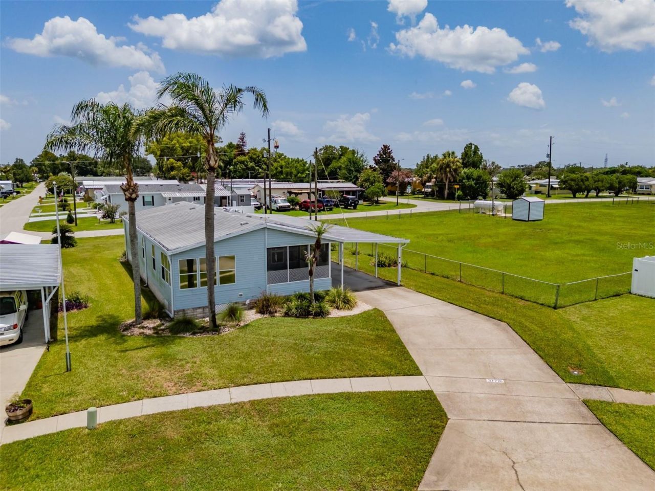 37716 Newport Drive , Zephyrhills, FL 33542 Photo