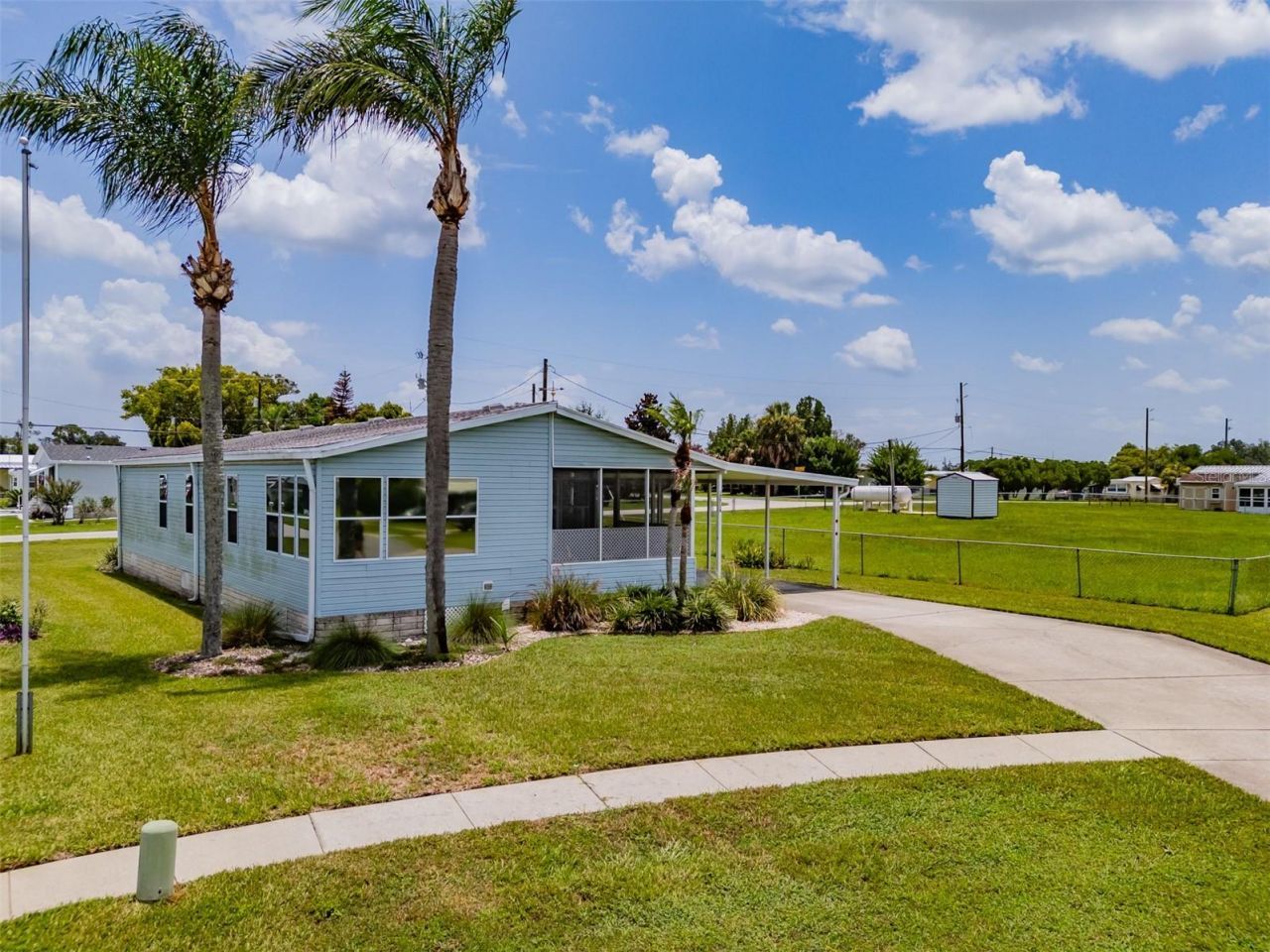 37716 Newport Drive , Zephyrhills, FL 33542 Photo
