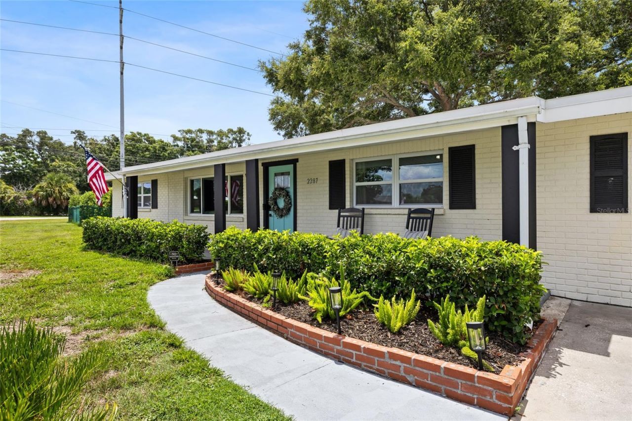 2287 Manor Boulevard N, Clearwater, FL 33765 Photo